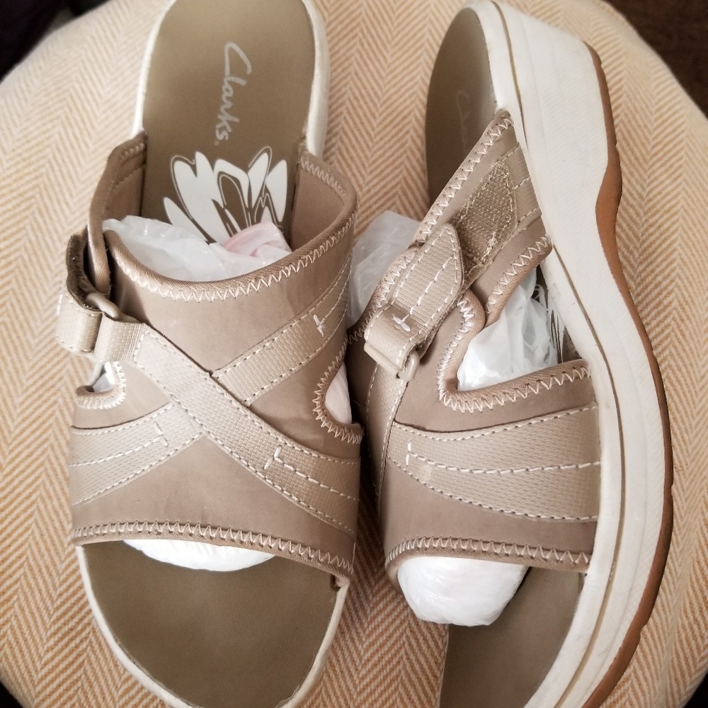 Clark sandal